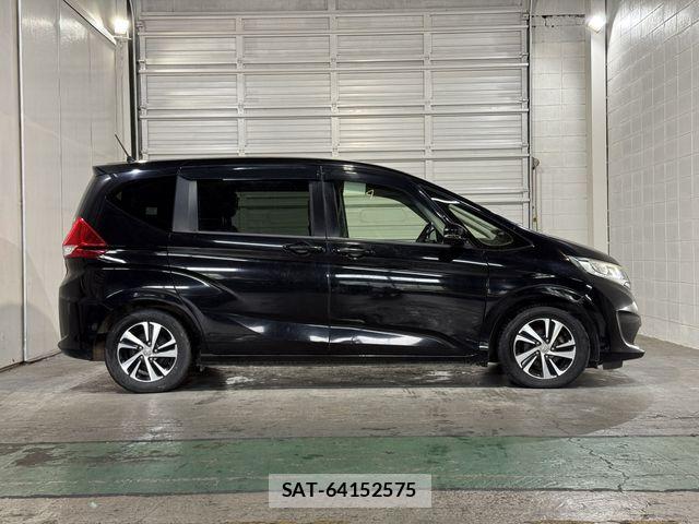 Honda FREED 2017-05 8849108-5
