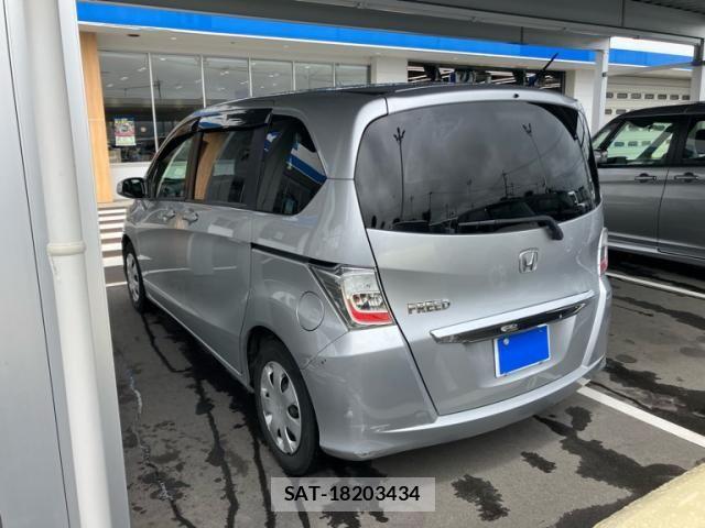 Honda FREED 2012-04 8849119-4