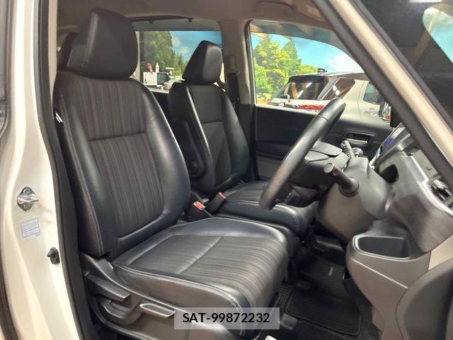 Honda FREED 2018-09 8849102-7