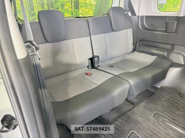 Honda FREED 2024-10 8871048-9