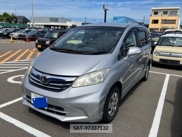 Honda FREED 2013-11 8871056-0