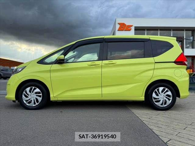 Honda FREED 2017-03 8871050-10