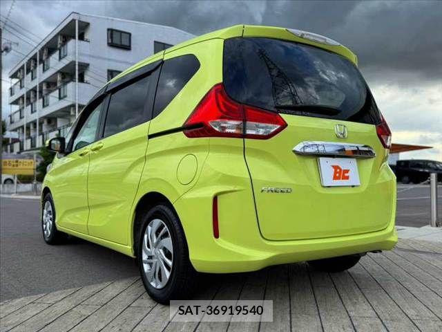 Honda FREED 2017-03 8871050-12