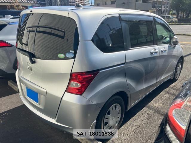 Honda FREED 2010-02 8879869-2
