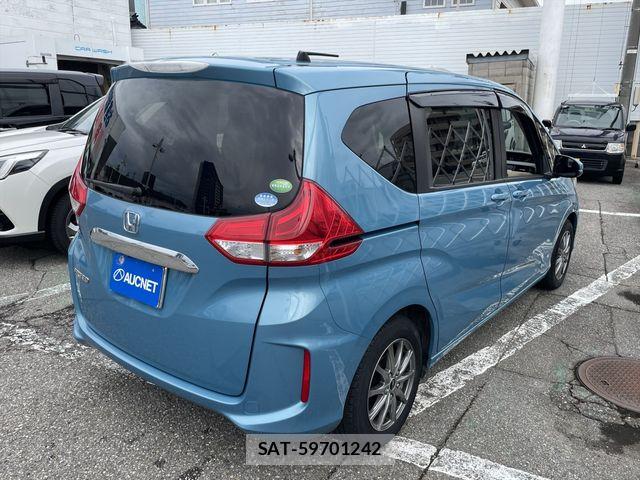 Honda FREED 2019-03 8879857-4