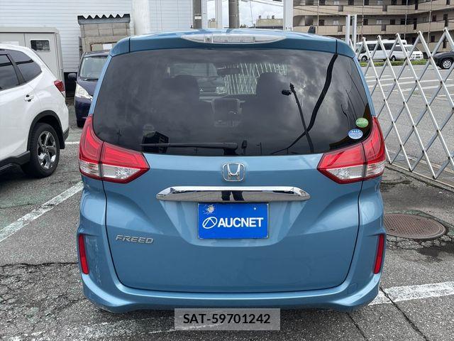 Honda FREED 2019-03 8879857-5