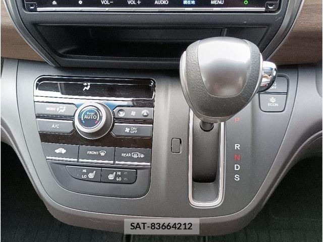 Honda FREED 2021-11 8879856-23