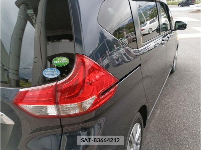 Honda FREED 2021-11 8879856-5