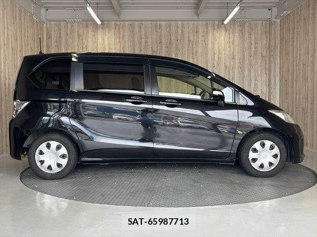 Honda FREED 2016-03 8879864-17