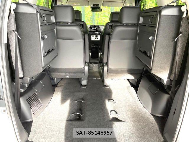 Honda FREED 2026-08 8879850-10