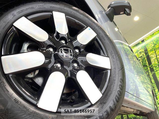 Honda FREED 2026-08 8879850-13