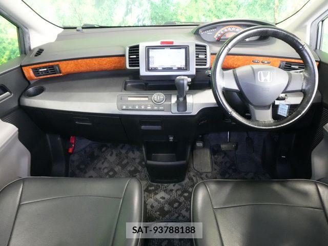 Honda FREED 2010-02 8879865-5
