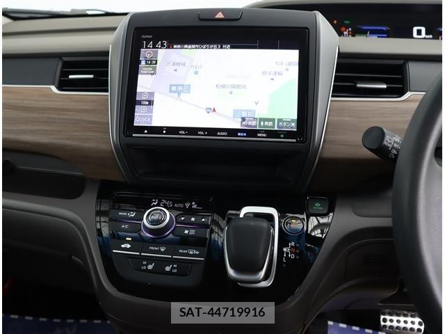 Honda FREED 2022-11 8879852-4