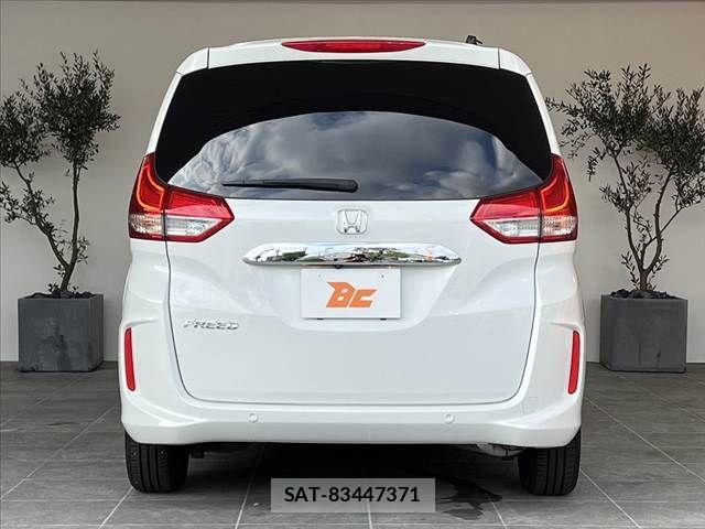 Honda FREED 2022-01 8879853-13