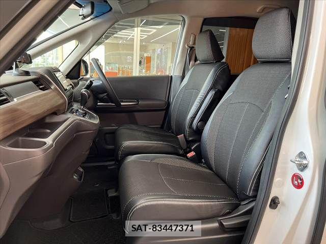 Honda FREED 2022-01 8879853-16