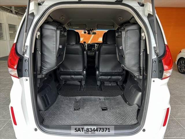 Honda FREED 2022-01 8879853-21