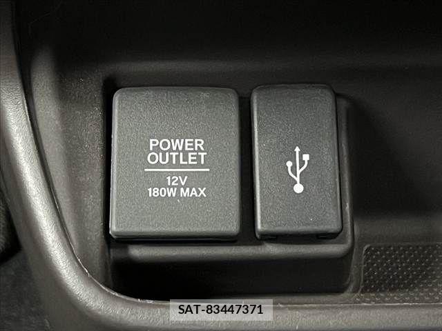 Honda FREED 2022-01 8879853-25