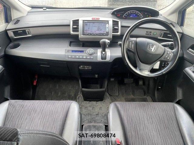 Honda FREED 2015-09 8879861-2