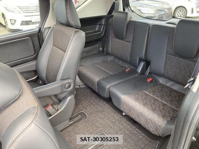 Honda FREED 2023-12 4639037-18