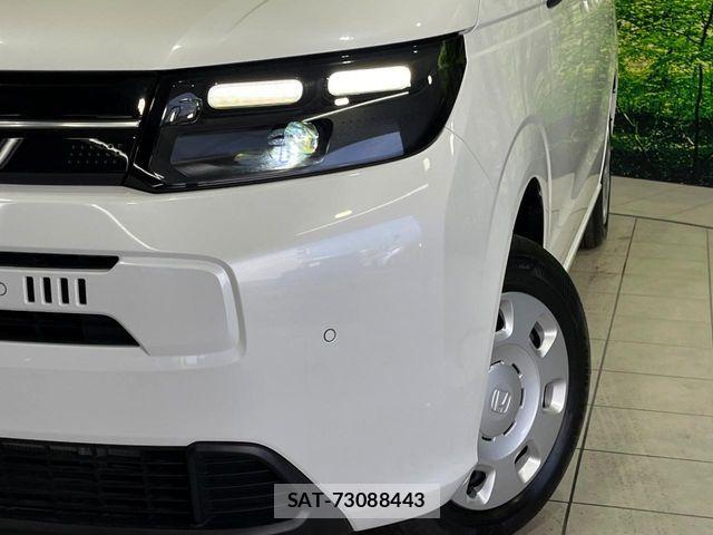 Honda FREED 2025-03 6815017-12