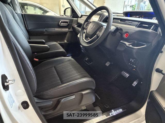 Honda FREED 2019-02 8035686-1