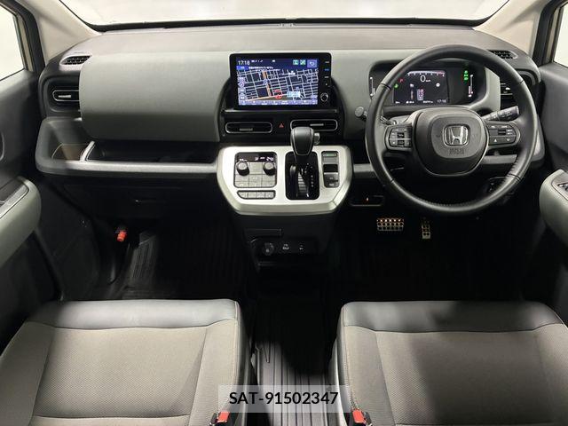 Honda FREED 2025-11 8035684-12