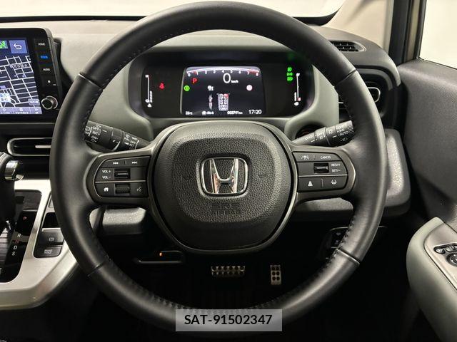 Honda FREED 2025-11 8035684-21