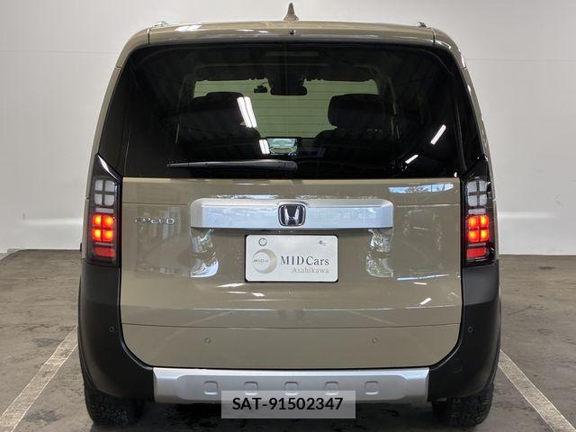 Honda FREED 2025-11 8035684-7