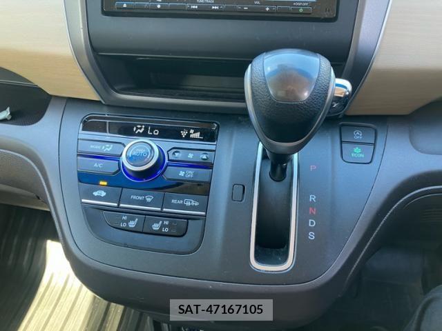 Honda FREED 2018-05 8230141-23