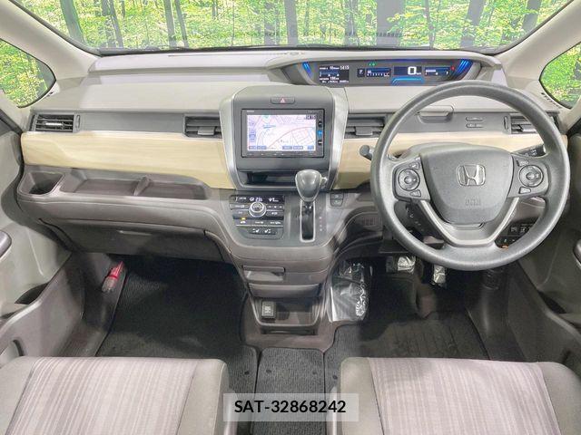 Honda FREED 2017-05 8335929-1