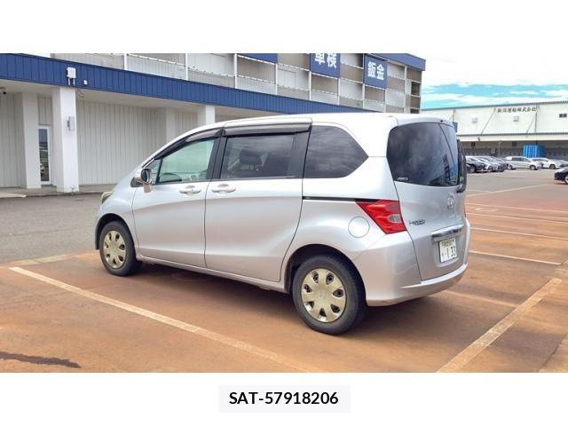 Honda FREED 2011-09 8412578-2