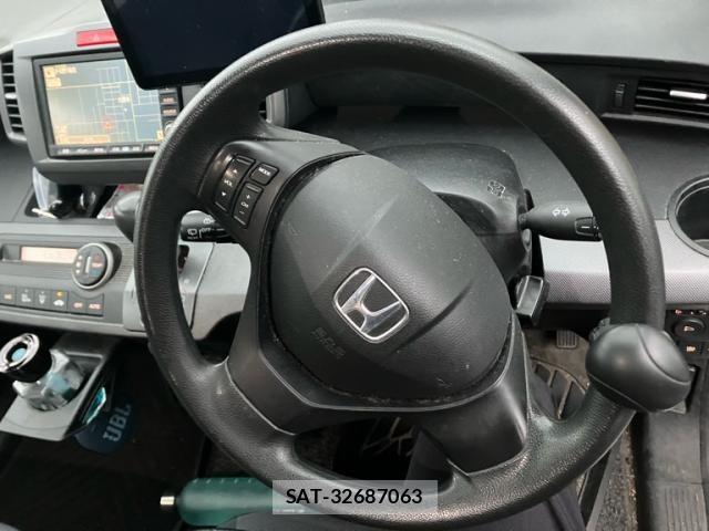 Honda FREED 2008-09 8685590-8