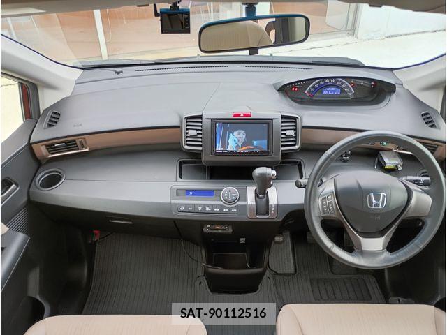 Honda FREED 2015-09 8742317-2