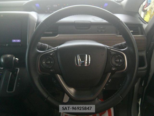Honda FREED 2021-07 8780367-18