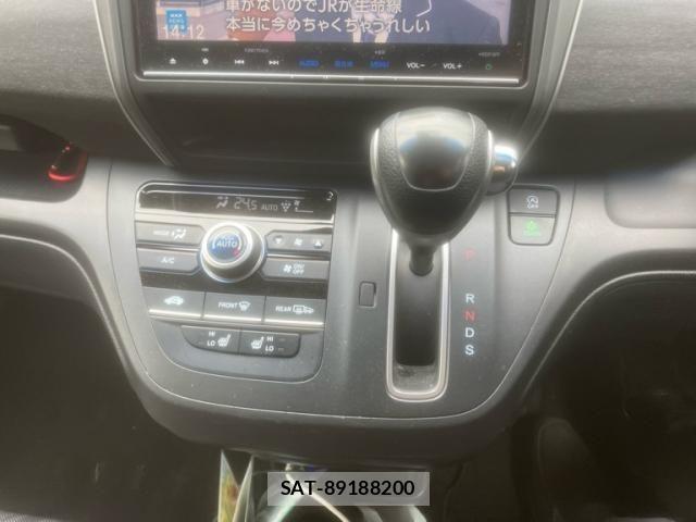 Honda FREED 2017-04 8796033-26