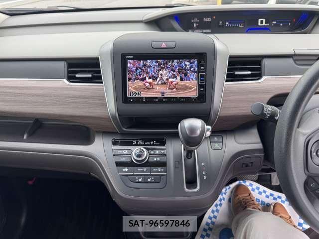 Honda FREED 2022-01 8871060-9