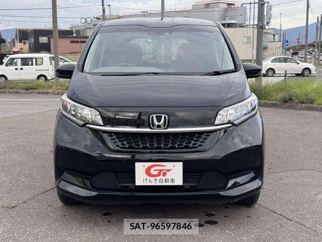 Honda FREED 2022-01 8871060-2