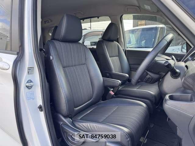 Honda FREED 2019-08 8871059-6