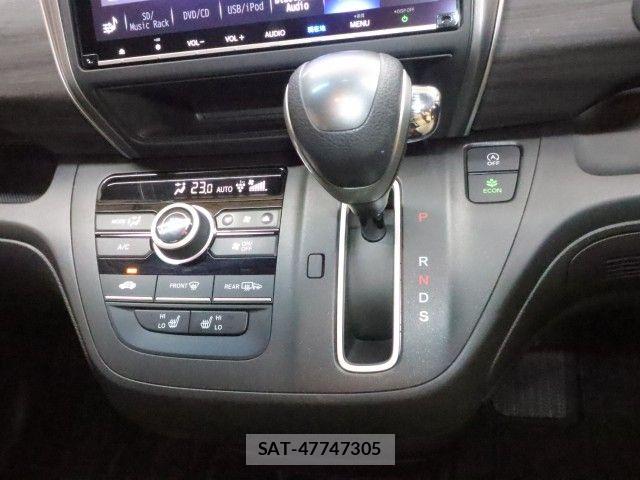 Honda FREED 2023-04 8879873-18