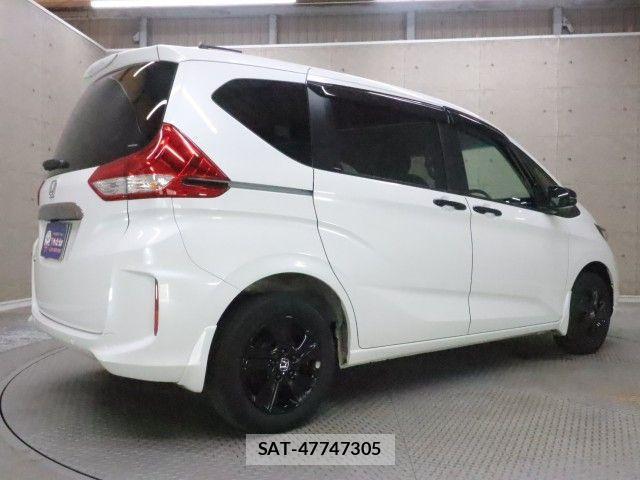 Honda FREED 2023-04 8879873-1