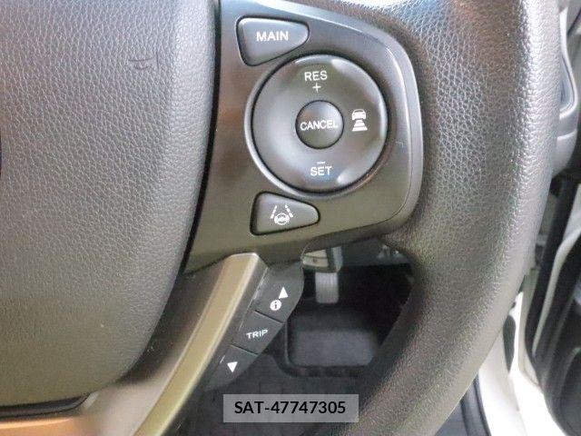 Honda FREED 2023-04 8879873-20