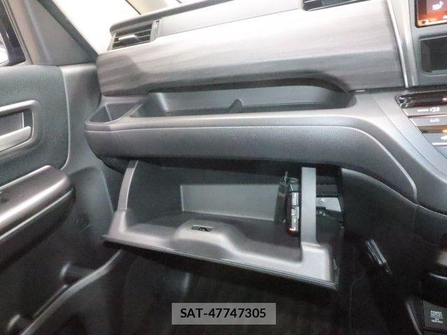 Honda FREED 2023-04 8879873-25