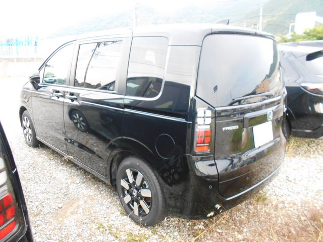 Honda FREED 2025-05 1052590-2