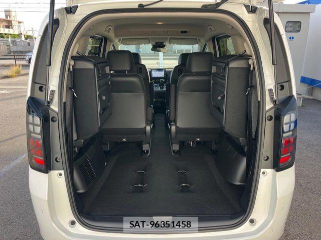 Honda FREED 2025-11 6676034-11
