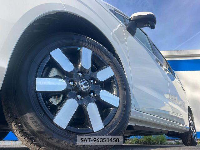Honda FREED 2025-11 6676034-13