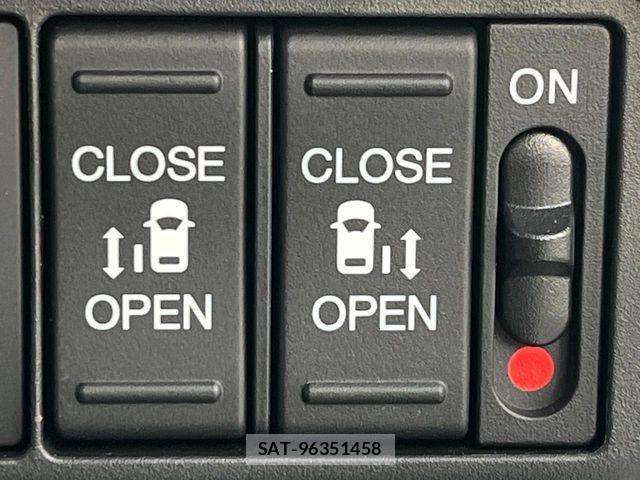 Honda FREED 2025-11 6676034-6