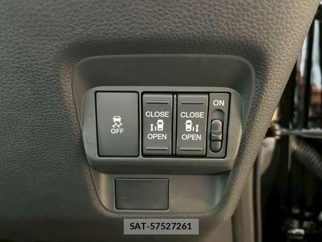Honda FREED 2025-10 6905602-4