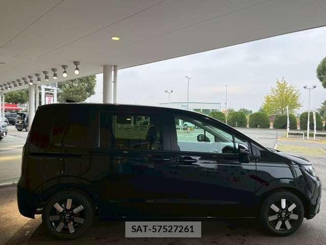 Honda FREED 2025-10 6905602-8