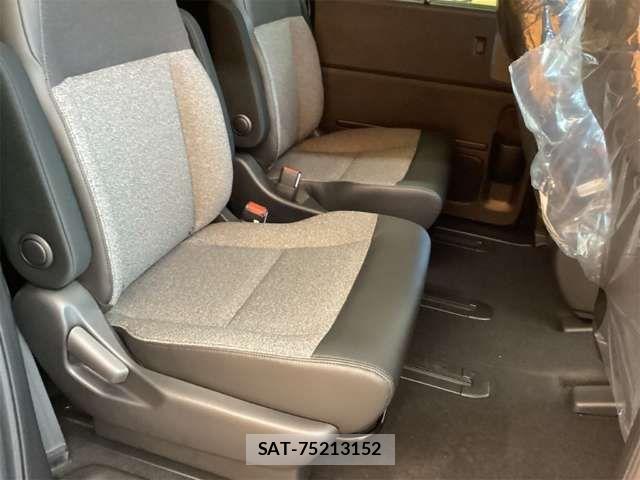 Honda FREED 2026-03 6905584-14