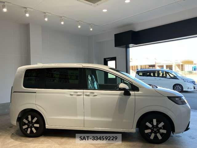 Honda FREED 2025-12 6905604-7